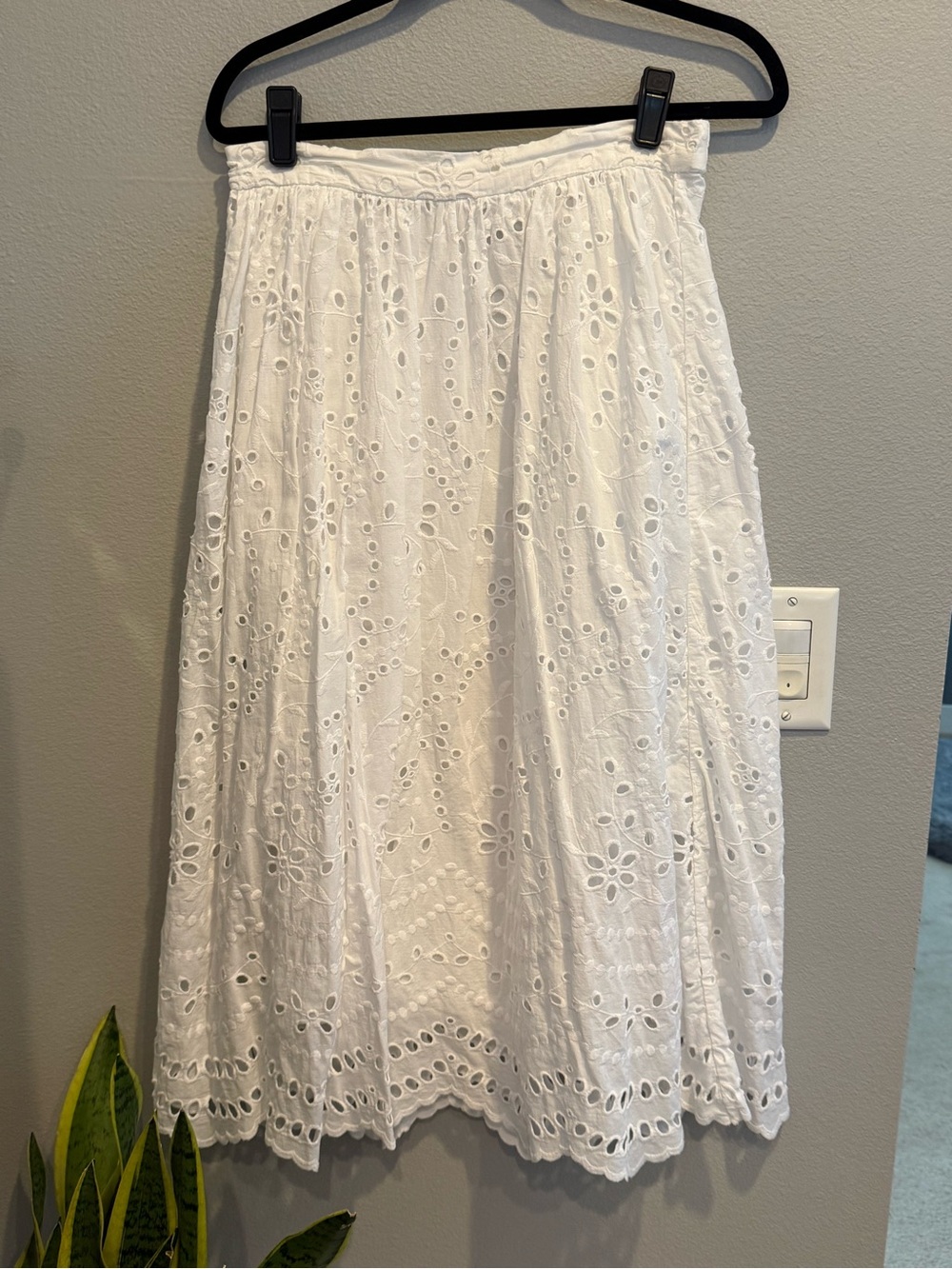 Banana Republic White Eyelet Midi Skirt - Feminine A-Line